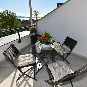  Apartment Memory Kroatien